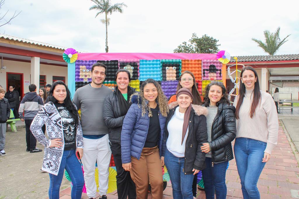 EEB PROFESSORA MARIA SOLANGE DE SÃO JOÃO DO SUL REALIZOU FEIRA MULTIDISCIPLINAR