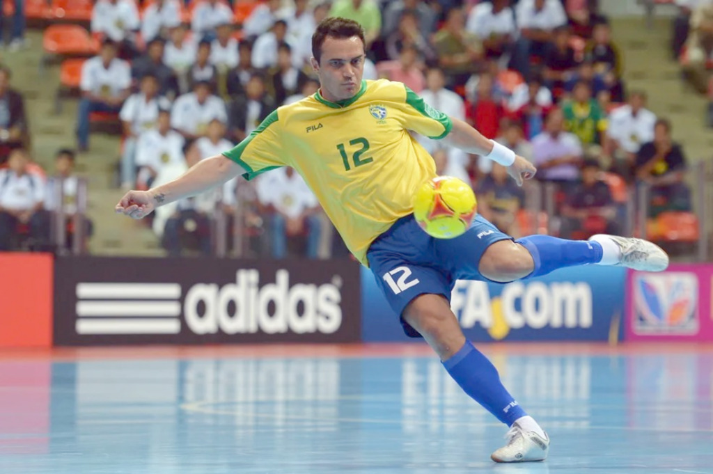 Canoinhas terá jogo com Falcão