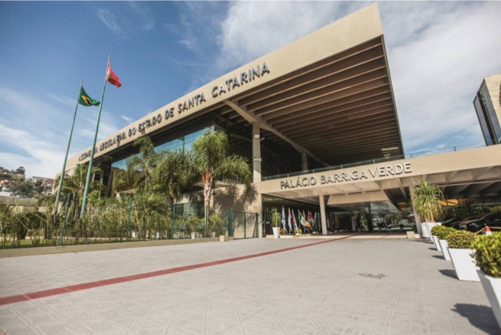 Audiências, Frente Parlamentar e seminários estão na agenda da próxima semana da Alesc