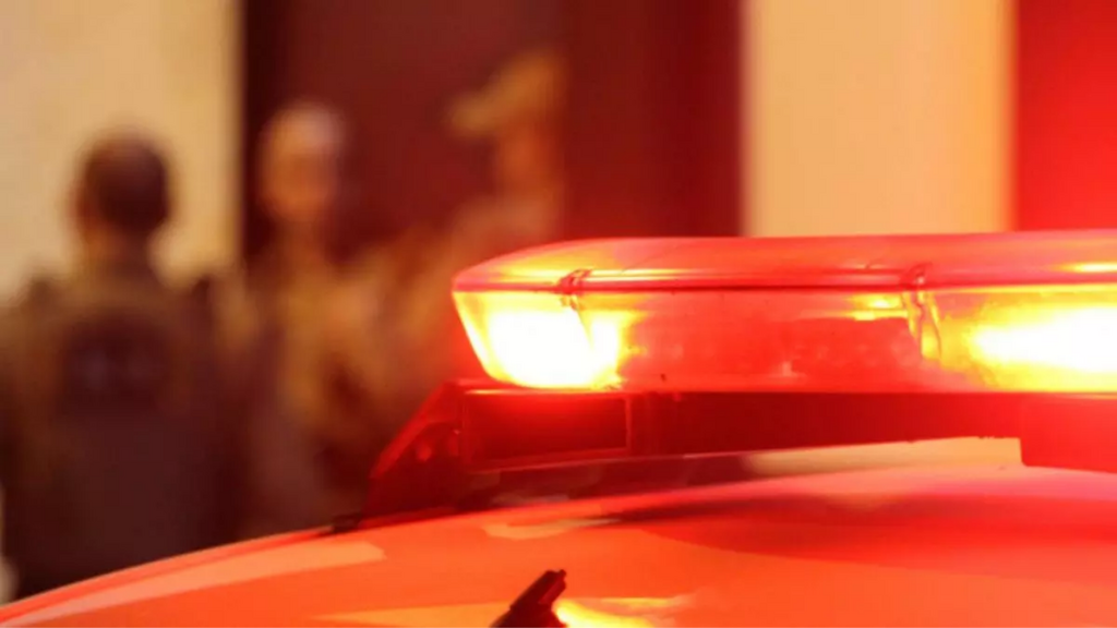 Homem com mandado de prisão por tráfico de drogas é preso Garopaba após abordagem policial