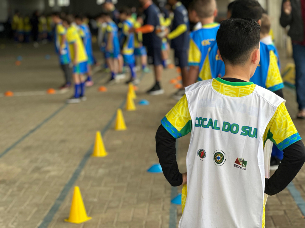 CBF desembarca em Cocal do Sul para entrega de kits e aula inaugural do Gol do Brasil
