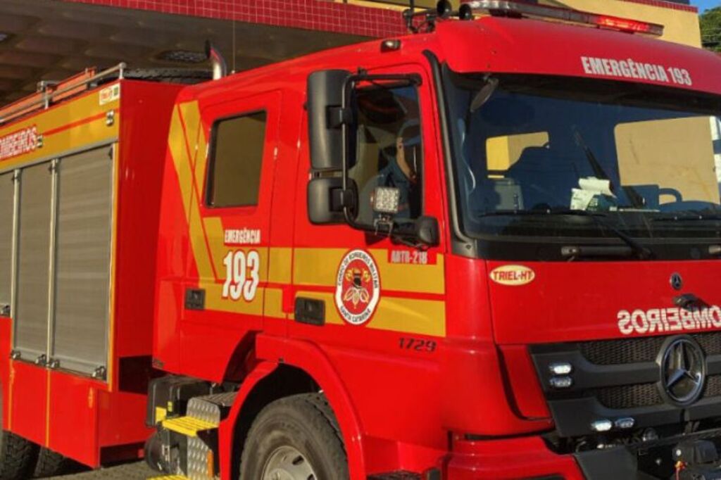 Acidente em Apiúna: motociclista colide em ponte e sofre queda