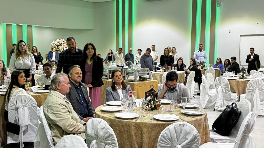 Núcleo de Imobiliárias e Corretores celebra Dia do Corretor com jantar e homenagens