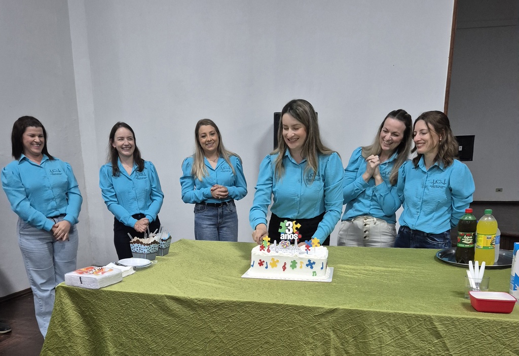 Associação celebra três anos de história e inaugura sua Sala Multifuncional.