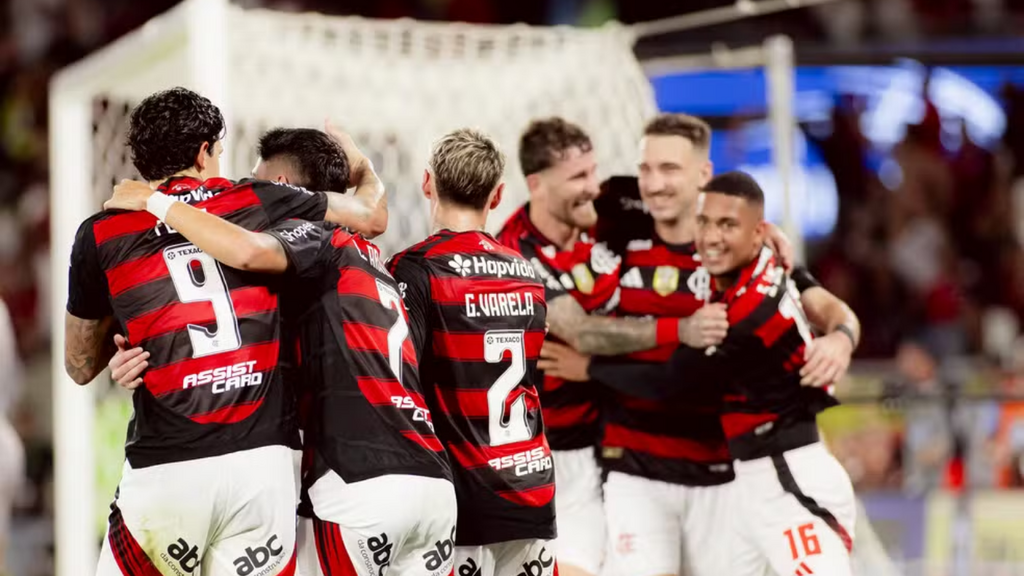 Foto: Adriano Fontes/Flamengo - Show de força: Flamengo atropela o Vitória em goleada histórica
