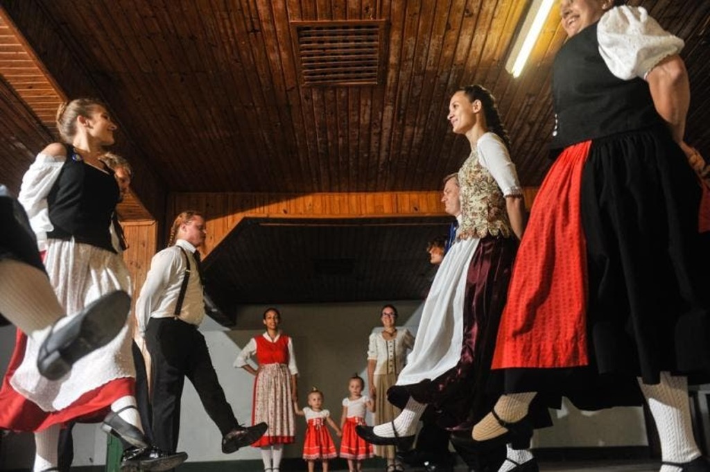 Inscrições abertas para Festival de Danças Germânicas da Oktoberfest Blumenau