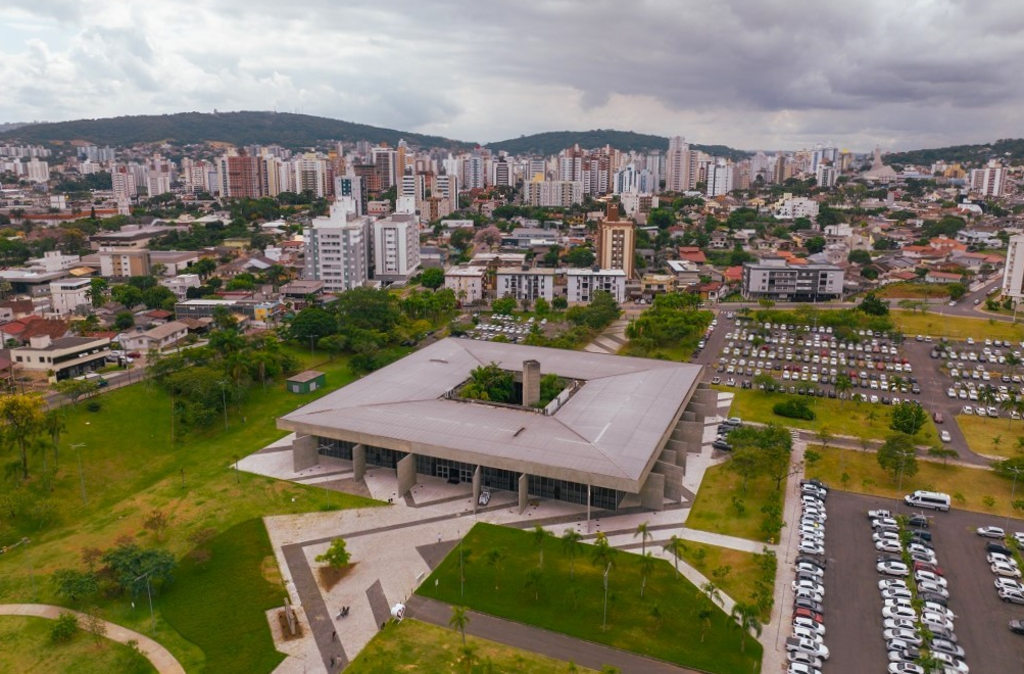Criciúma conquista destaque nacional no Ranking de Competitividade dos Municípios