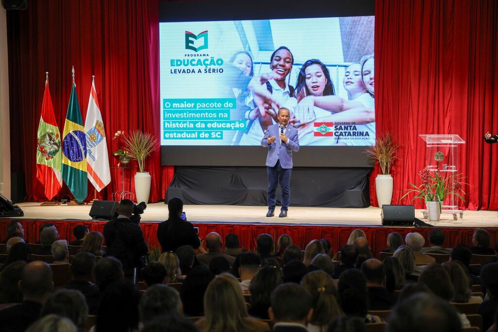 Governo do Estado lança o programa Educação Levada a Sério