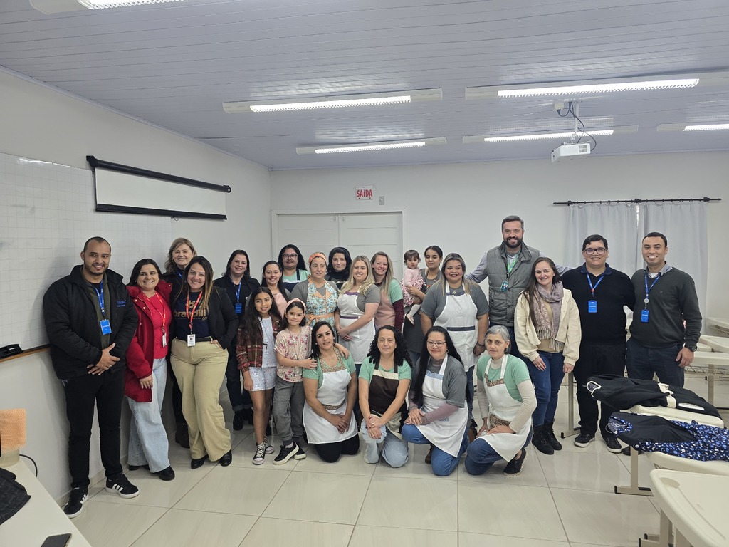 Programa Avança Têxtil forma primeira turma no curso de Costura Básica Industrial