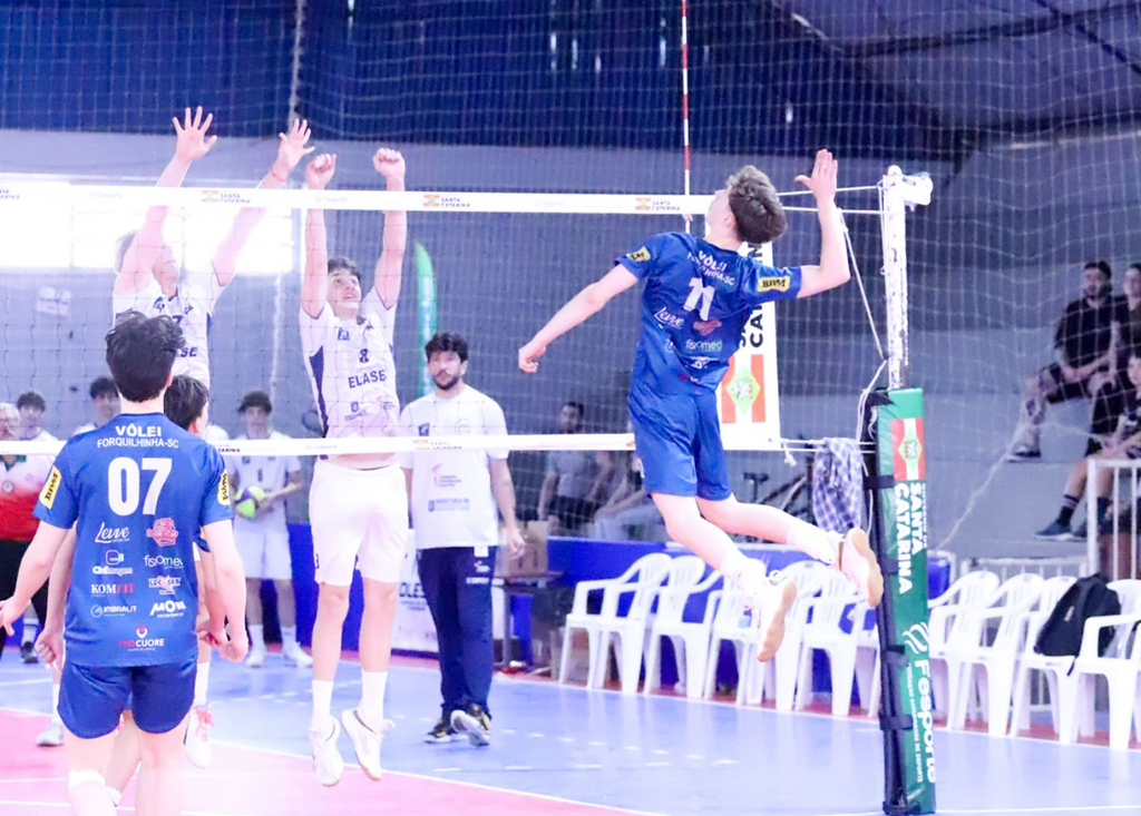 Vôlei de Forquilhinha conquista o vice-campeonato da Olesc e avança à fase estadual