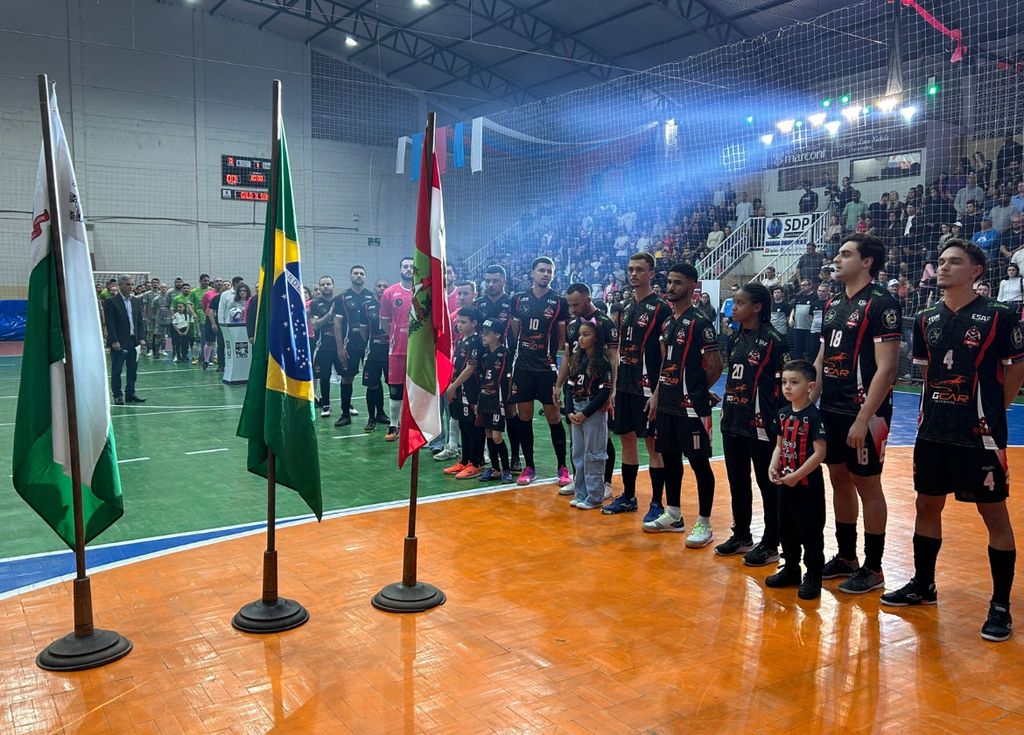 Campeonato de Futsal inicia com ginásio lotado e muitos gols em Urussanga