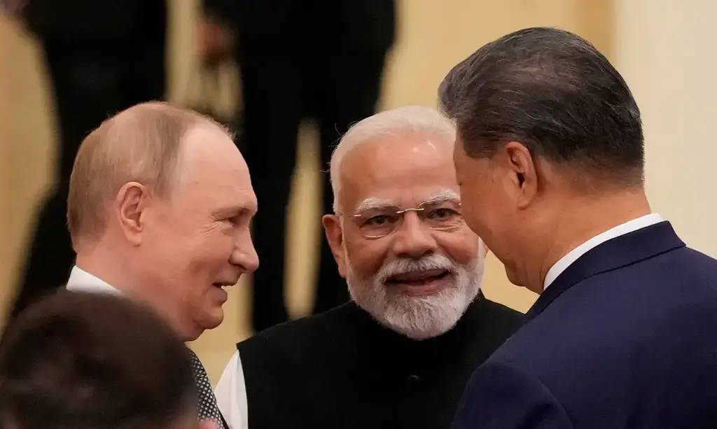 Xi Jinping lança proposta de nova governança global em encontro com líderes da OCX