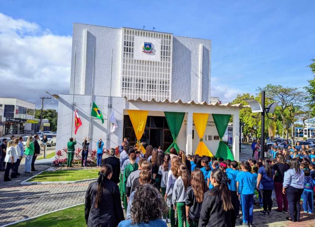 Apresentações marcam a abertura da Semana da Pátria em Morro da Fumaça