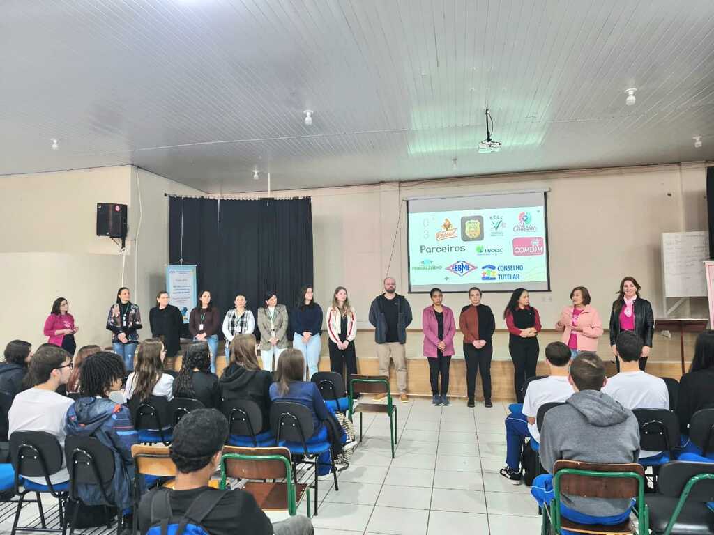 Pinhalzinho lança projeto “Rolê do Conhecimento” com estudantes do Ensino Médio