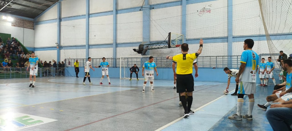 Definidos os quatro finalistas do Municipal de Futsal