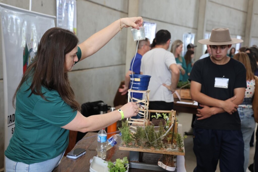 Escolas apresentam soluções sustentáveis para o campo