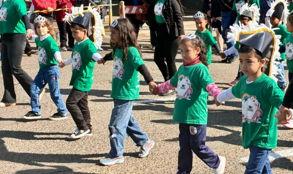 Educação Infantil desfila na Presidente Vargas