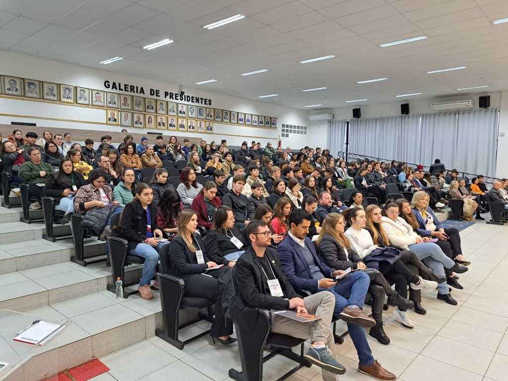 Realizado o 1º Fórum Municipal da Juventude no município