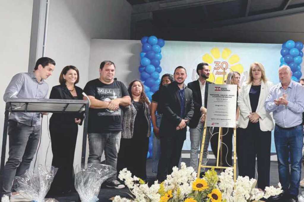 APAE de Apiúna celebra 30 anos de história com homenagens e inauguração de novos espaços