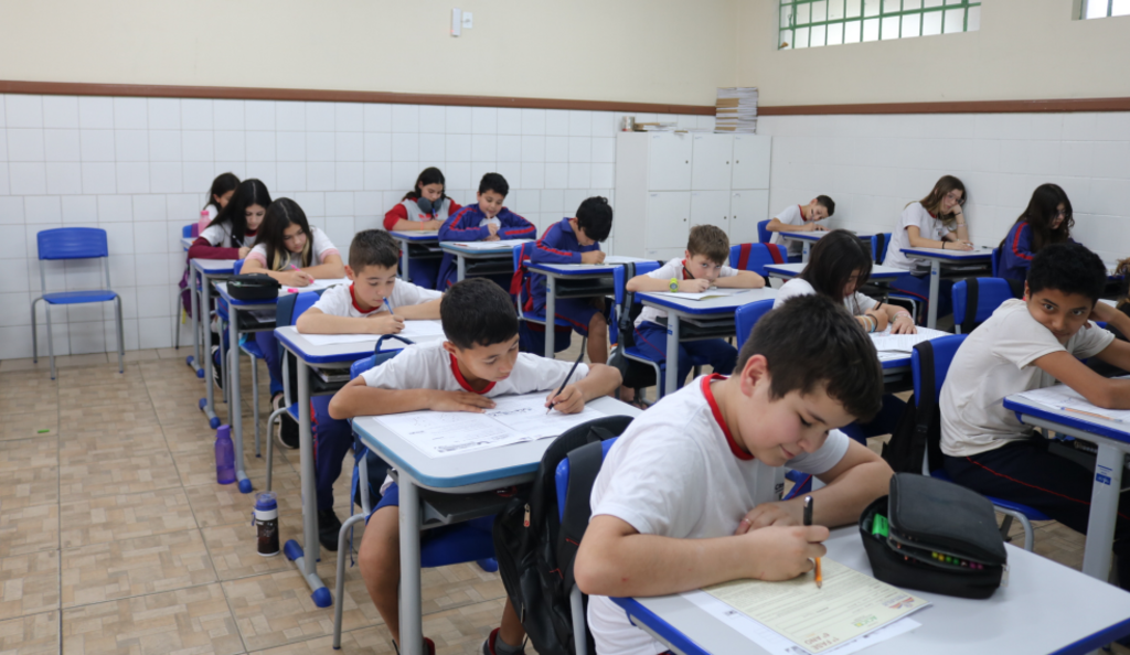 Estudantes realizam segunda prova do Prêmio Acic de Língua Portuguesa
