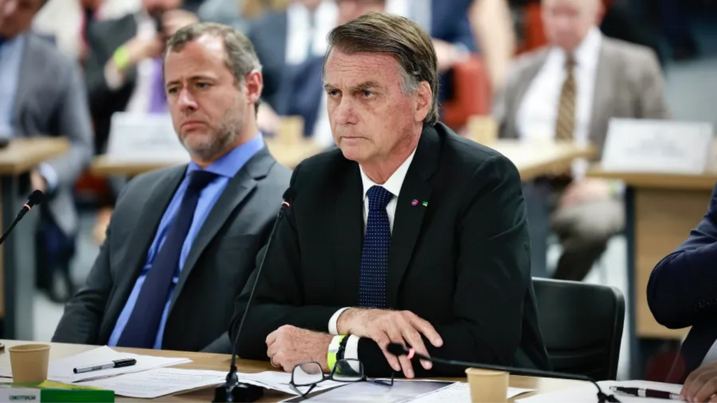 STF retoma julgamento que pode condenar Bolsonaro e aliados por suposta tentativa de golpe