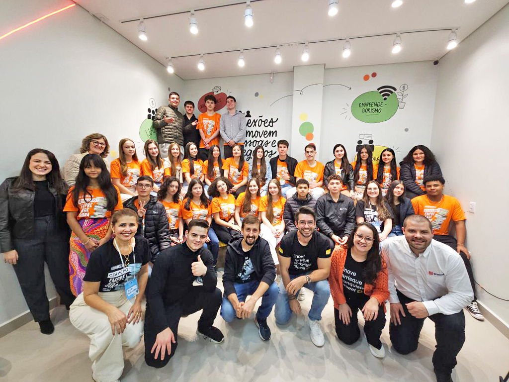 Jovens Talentos Brilham na Banca Local do Geração Empreendedora 2025 promovida pela ACIRP