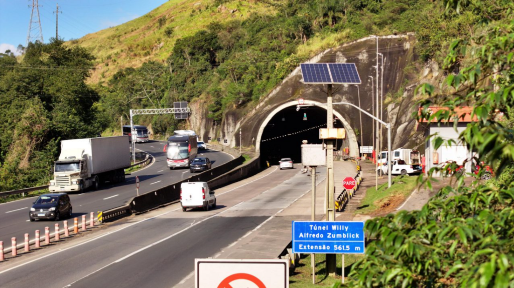 Túnel do Formigão na BR-101 Sul/SC em Tubarão terá restauração de pavimento neste fim de semana