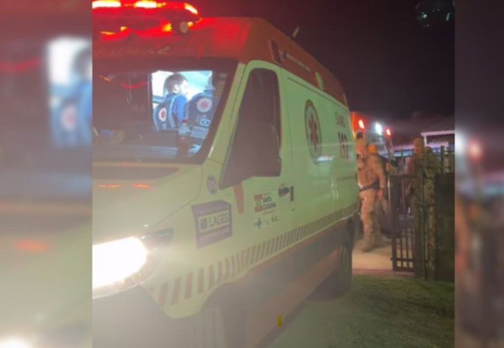 Idoso de 80 anos luta com assaltante e salva esposa em noite de terror em SC