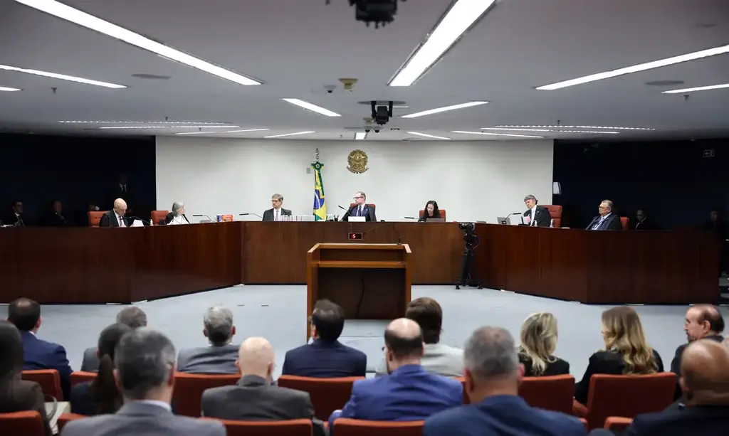 Formada maioria para condenar Bolsonaro e demais réus