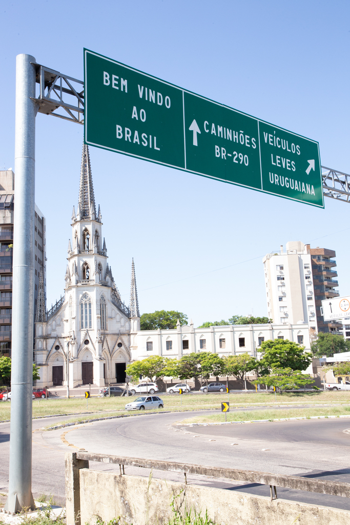 Queda histórica do peso argentino terá impacto em Uruguaiana, aponta economista
