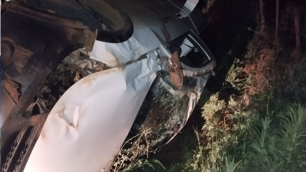 Homem morre em capotamento no interior de São Carlos