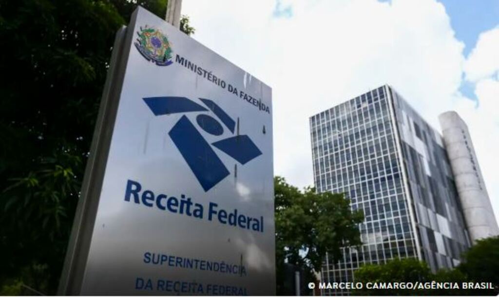 Governo desenvolve sistema 150 vezes maior que o Pix para nova cobrança de impostos