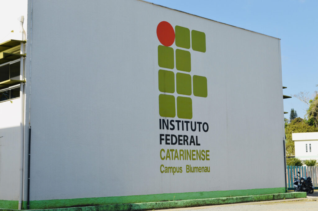 Inscrições para Cursos Técnicos Integrados ao Ensino Médio do IFC se encerram nesta sexta