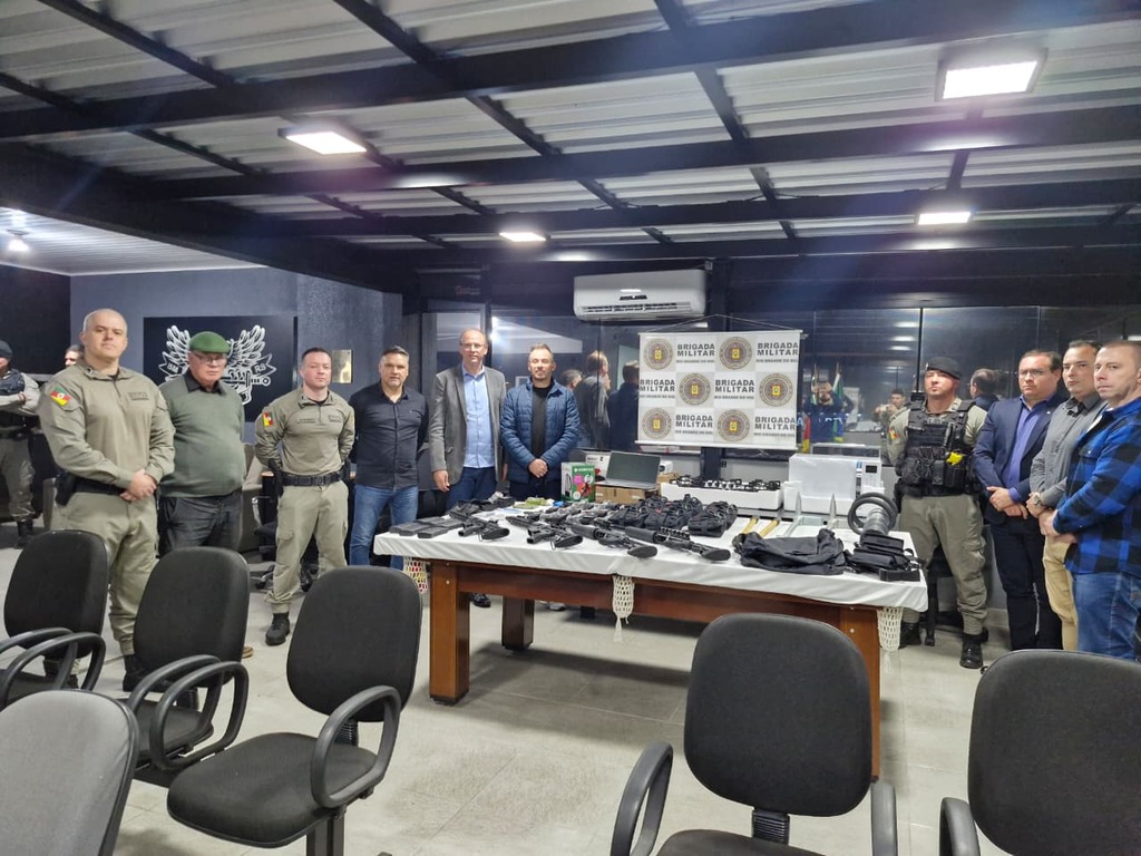 FORÇA TÁTICA DO 2º BPAT RECEBE ARMAMENTOS E MELHORIAS EM TORRES