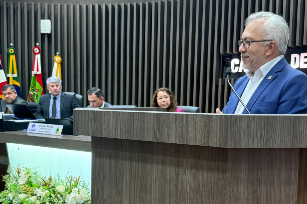 Diretor anuncia cinco novos cursos semipresenciais no campus da Unesc em Araranguá