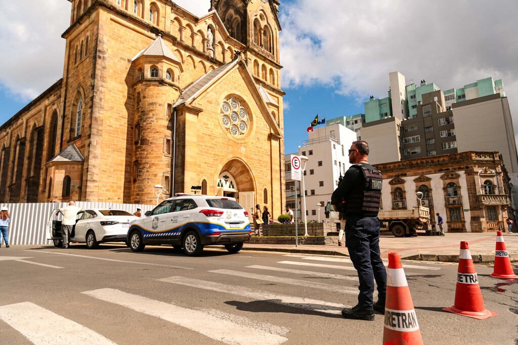 Avaliação técnica confirma segurança na Catedral Diocesana e tapumes serão retirados