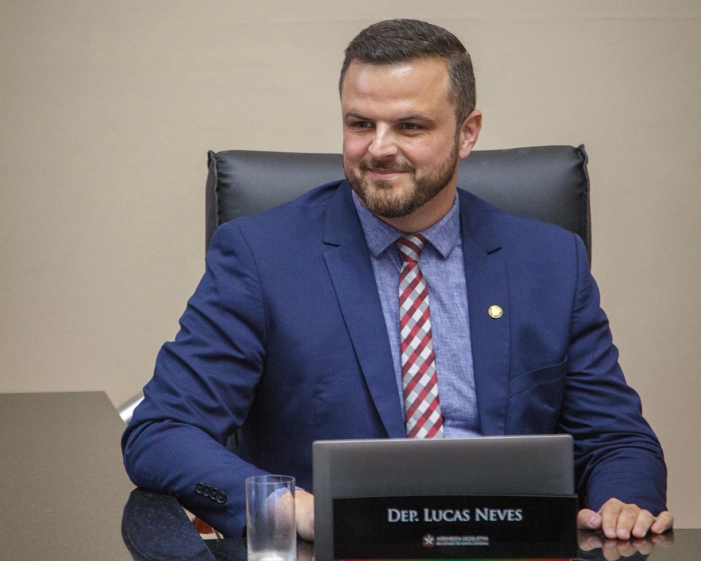 Lucas Neves destina R$ 50 milhões para fortalecer municípios de SC