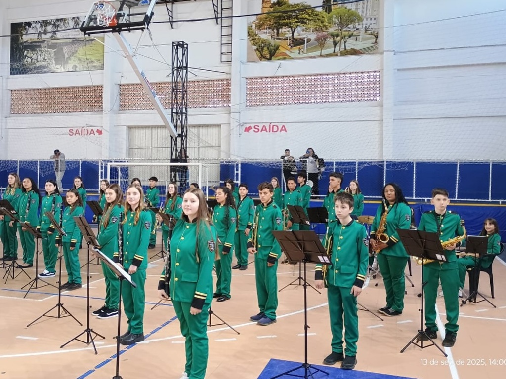 Banda Municipal de Abdon Batista  realizou a abertura da 2ª Copa de Bandas e Fanfarras da Serra Catarinense em Lages