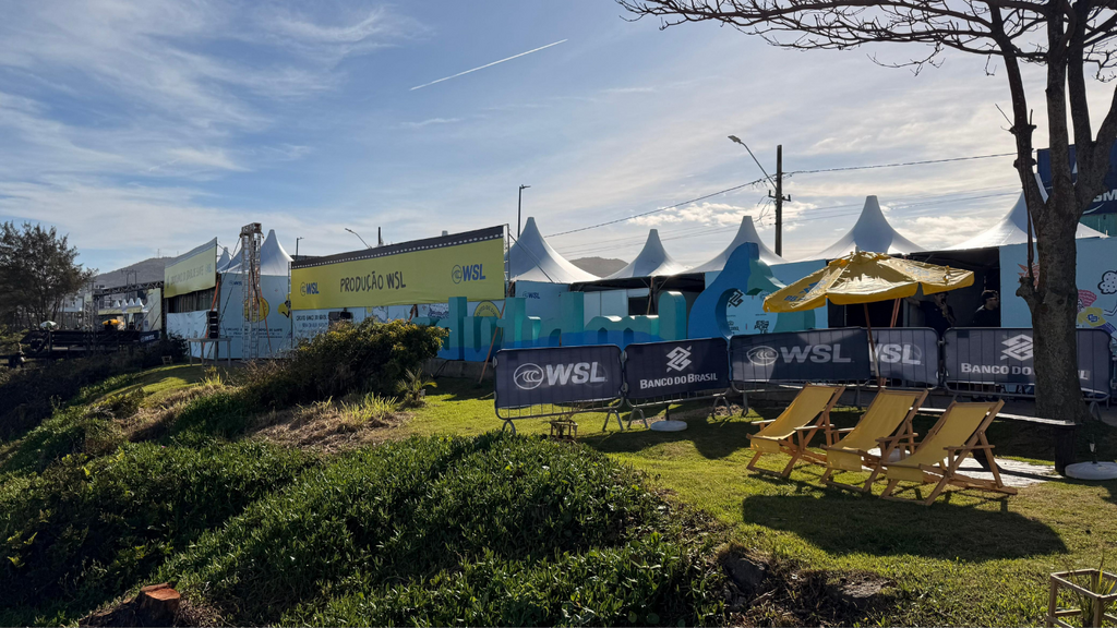 Ondas desafiadoras e estreia de estrelas marcam o Circuito Banco do Brasil de Surf em Imbituba