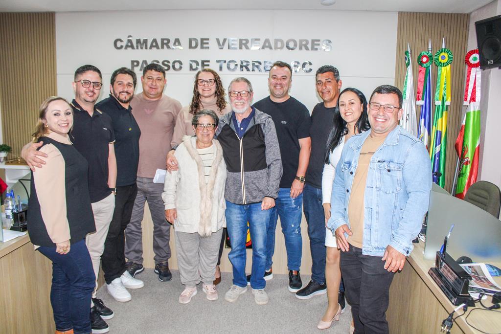 VEREADORES HOMENAGEIAM O CASAL EROTILDE E ORNÉLIO COM TÍTULO DE 