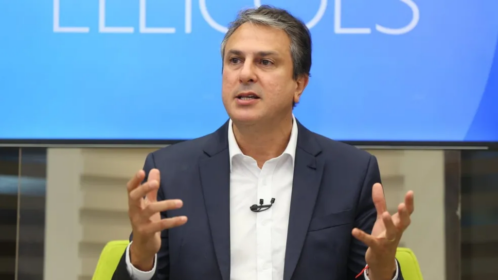 Camilo Santana defende cobrança popular sobre PEC da Blindagem no Congresso