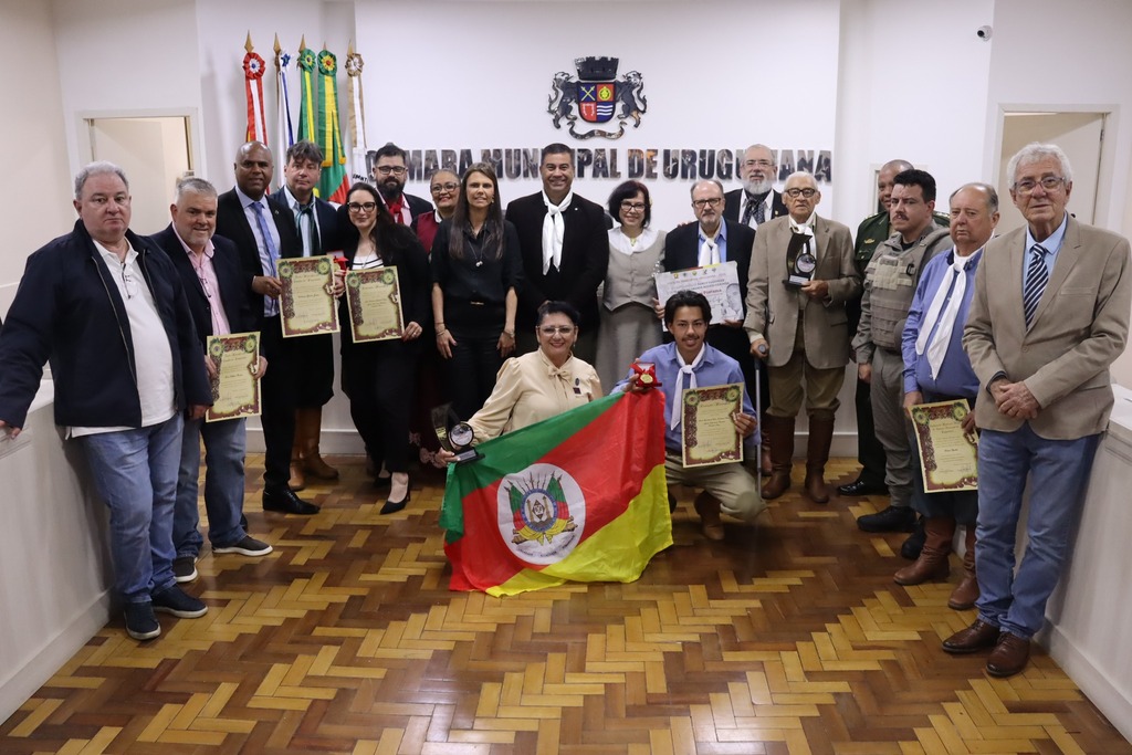Câmara homenageou cidadãos destaques pela preservação do nativismo