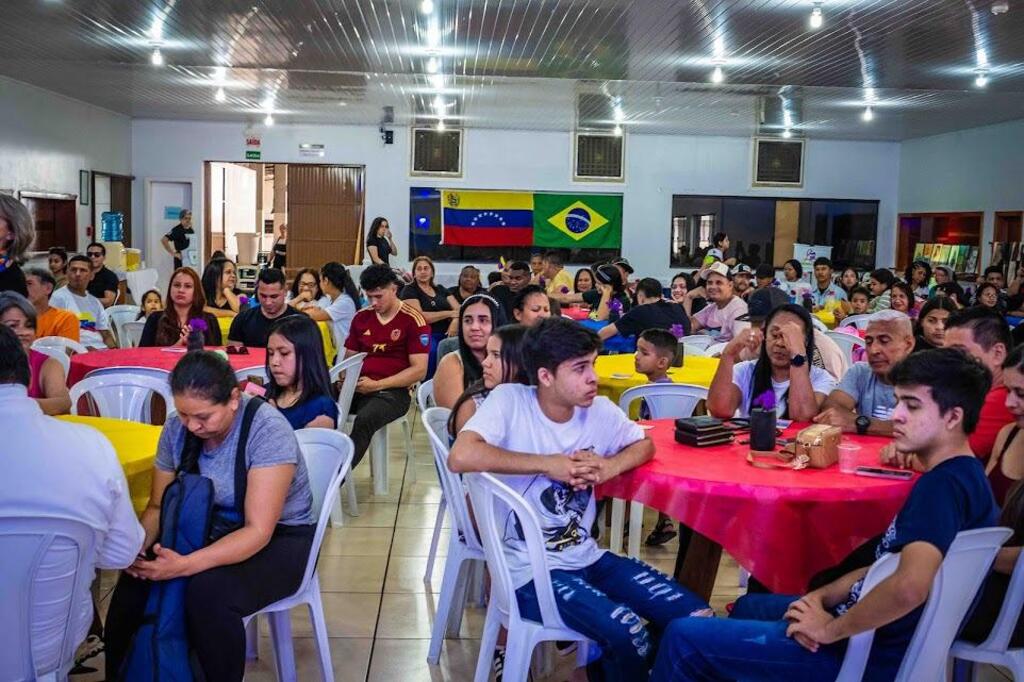 Comunidade venezuelana se reúne em evento de integração em Pinhalzinho