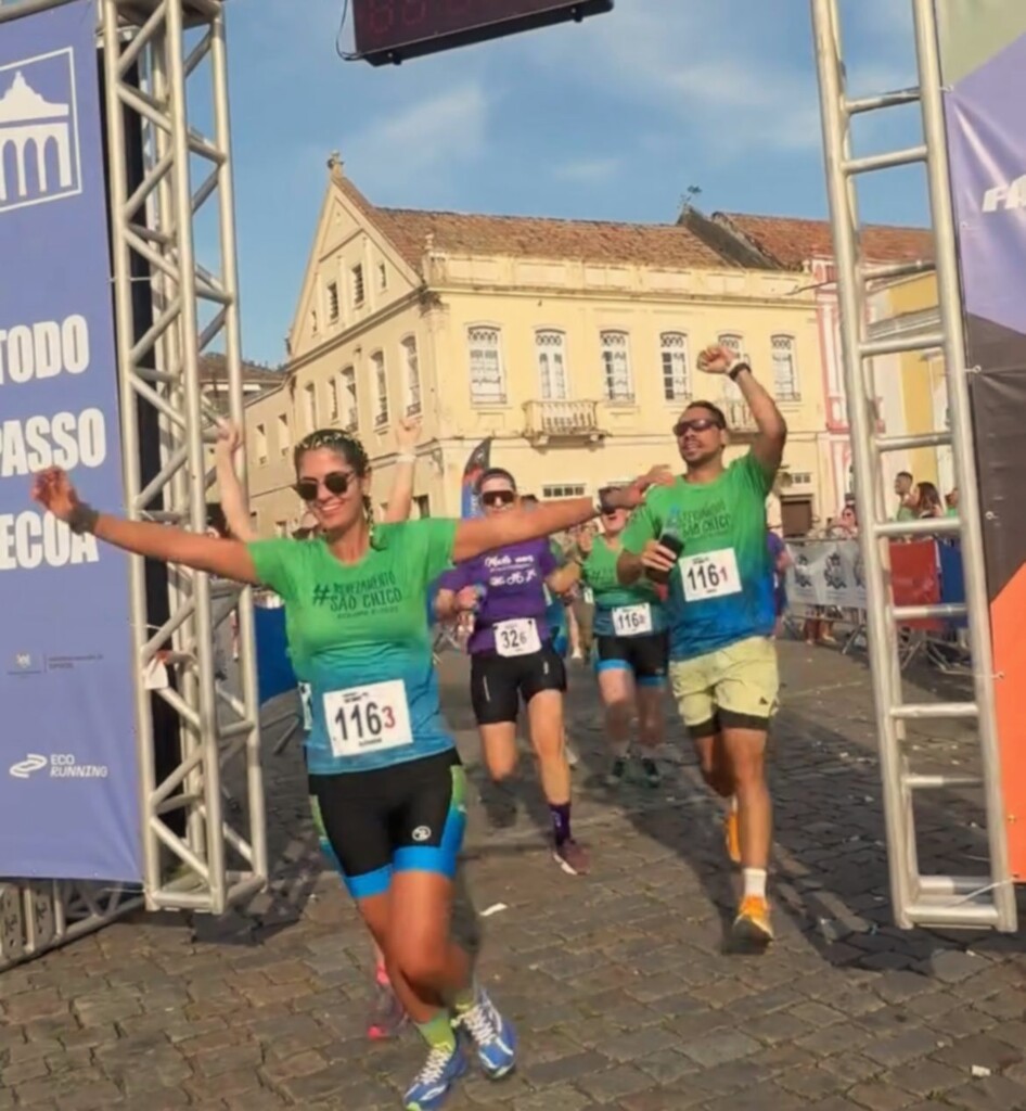 20ª Corrida de Revezamento movimenta São Francisco do Sul com 800 atletas e consagra campeões