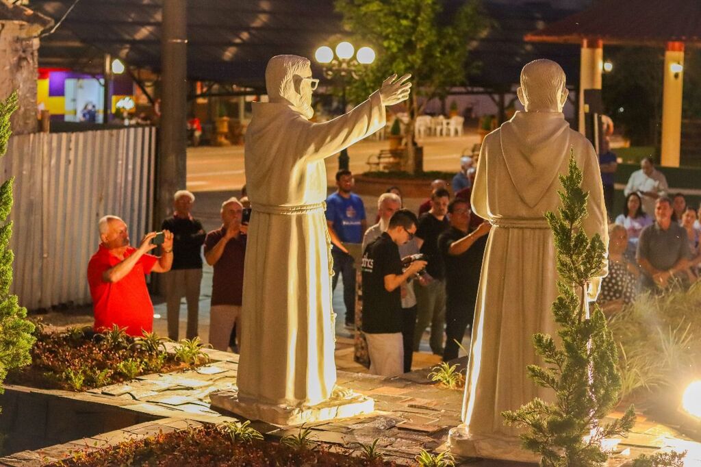 MONUMENTO AOS FREIS CAPUCHINHOS É REVITALIZADO EM PRAIA GRANDE