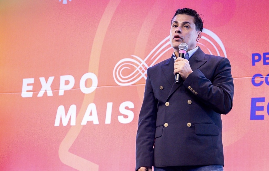 Liderança, criatividade e inteligência artificial no foco do primeiro dia da ExpoMais