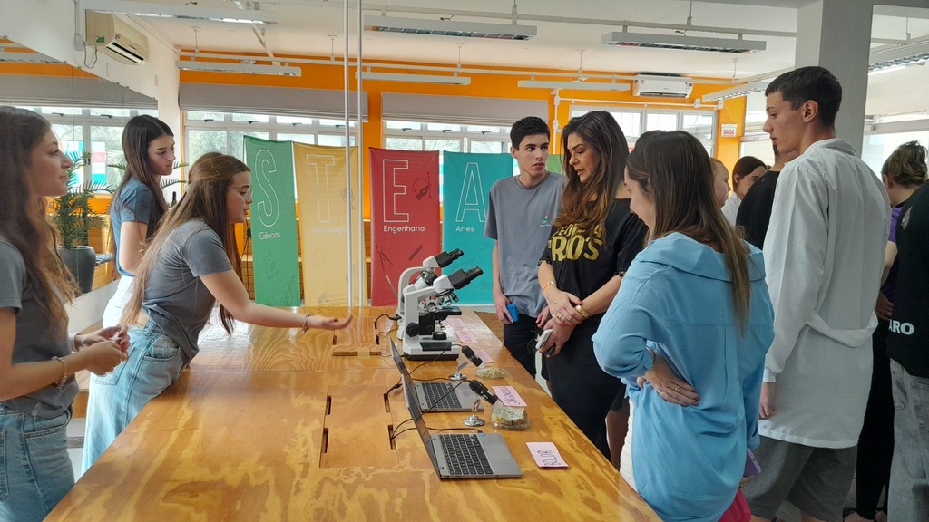 Estudantes são protagonistas da 3ª Mostra STEAM da Escola Sesi de São Miguel do Oeste