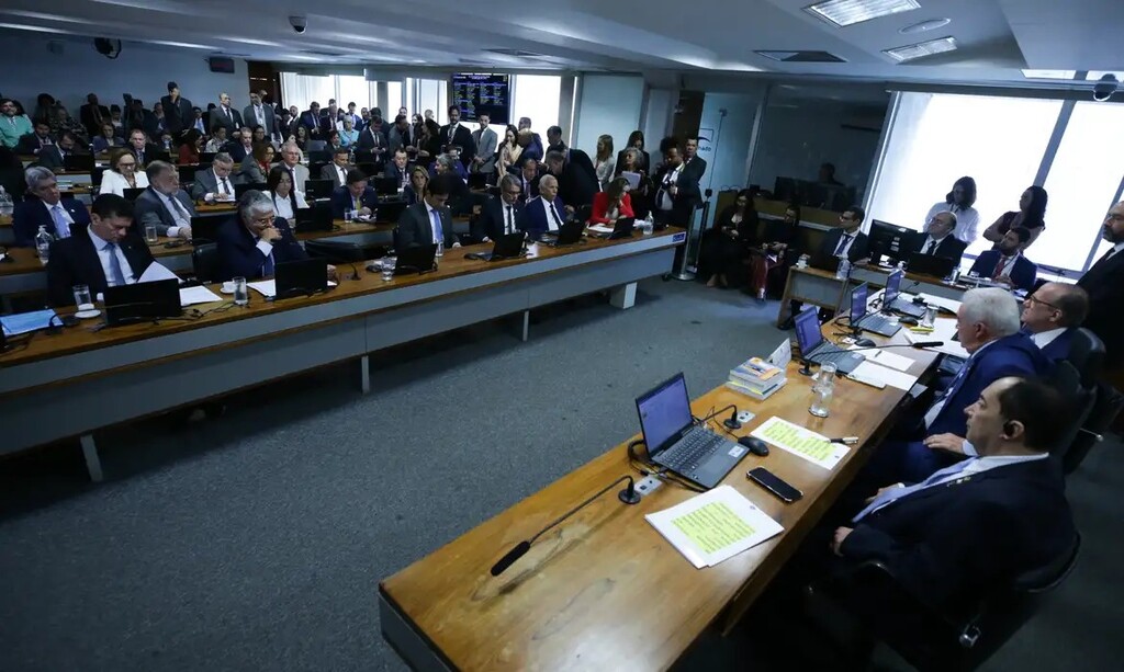 Senado rejeita PEC da Blindagem por unanimidade