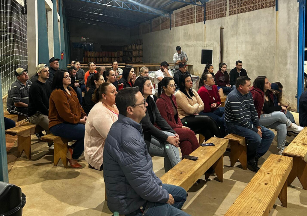 Comunidades em Pauta chega à Linha Santo Isidoro para diálogo com moradores