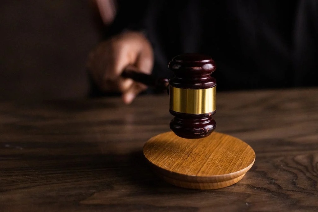 Júri aplica pena de 24 anos por tentativas de feminicídio e homicídio qualificado